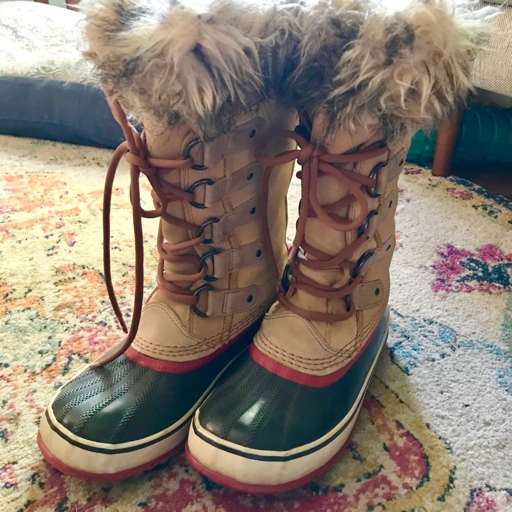 Sorel Joan of Ark Snow Boots SZ 7
